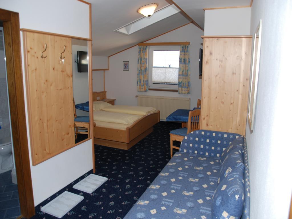 Haus Lanner Appartement Altenmarkt im Pongau Kamer foto