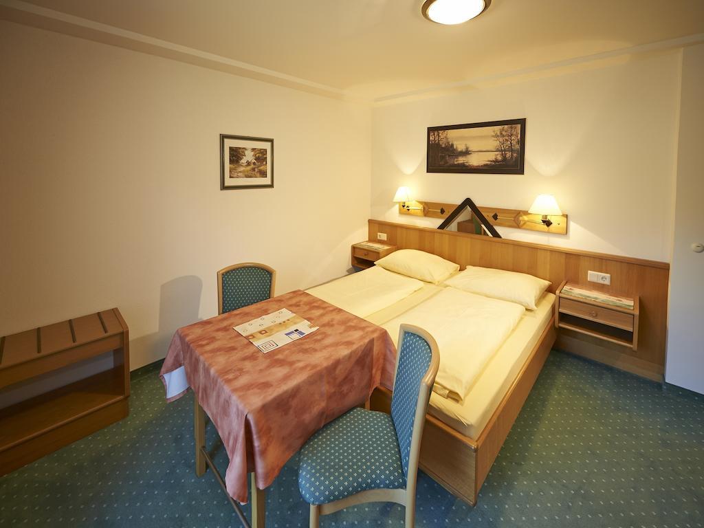 Haus Lanner Appartement Altenmarkt im Pongau Kamer foto